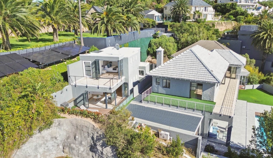 7 Bedroom Property for Sale in Bantry Bay Western Cape